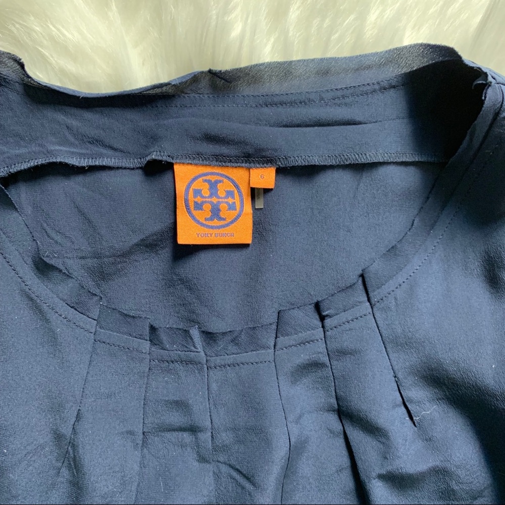Tory Burch 100% Silk Shell - Picture 2 of 6